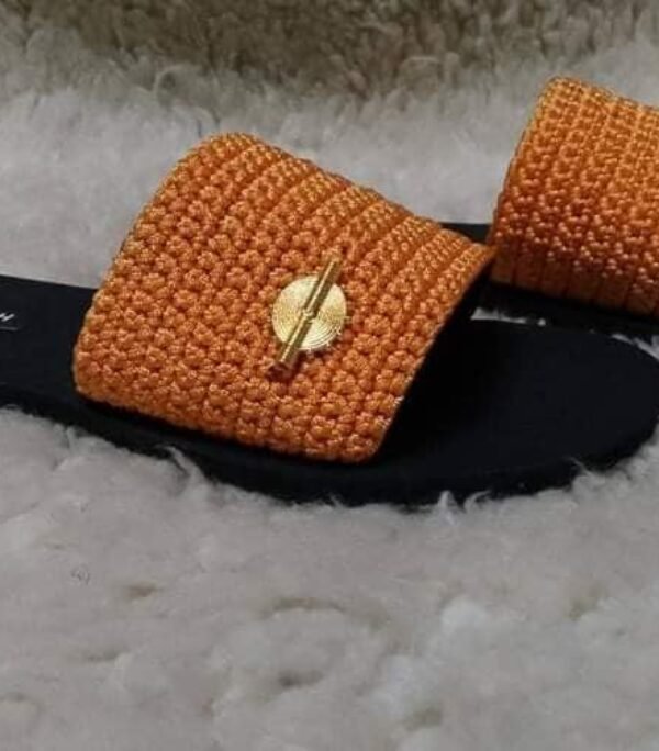 claquettes crochetees