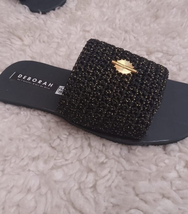 claquettes crochetees